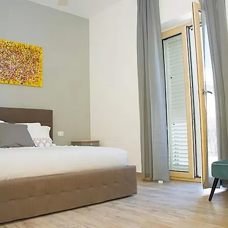 Matilda Luxury לינה וארוחת בוקר 4*
