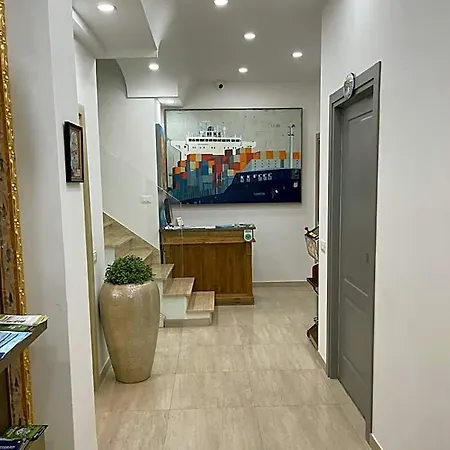 לינה וארוחת בוקר Matilda Luxury איסקיה