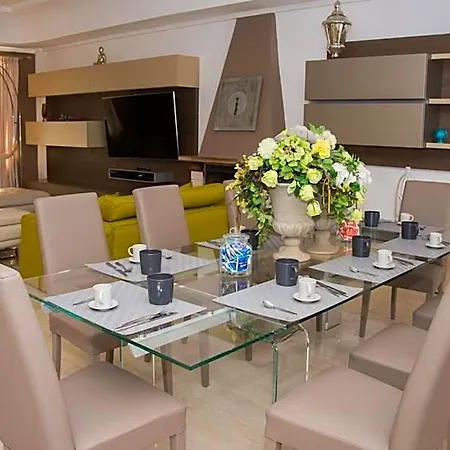 Matilda Luxury Ísquia