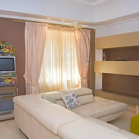 فندق مبيت وإفطار Matilda Luxury