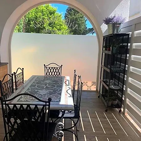 Matilda Luxury Bed & Breakfast 4*
