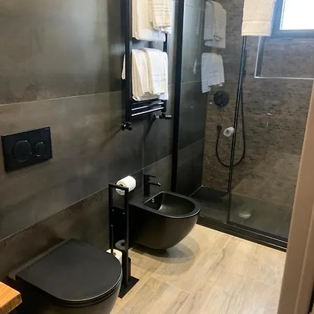 Matilda Luxury B&B 이스키아